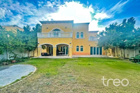 Vilă în Jumeirah Park, Dubai, EAU 5 dormitoare, 435.62 mp.  №733996