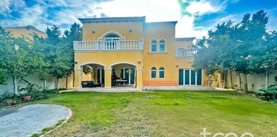 Villa em Jumeirah Park, Dubai, EAU 5 quartos, 435.62 m2 № 733996