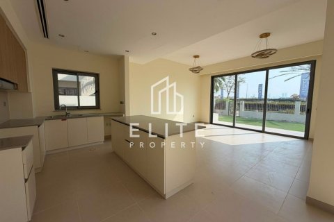Villa para arrendamento em Dubai Hills Estate, Dubai, EAU 4 quartos, 301 m2 № 757732 - foto 2