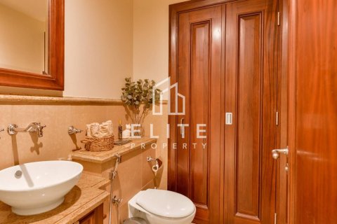 Apartment in Downtown Dubai (Downtown Burj Dubai), UAE 2 bedrooms, 131 sq.m. № 757734 - photo 21