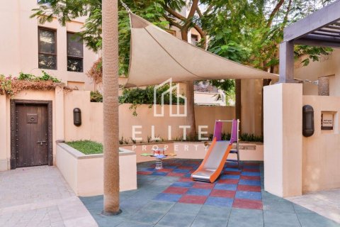 Apartment in Downtown Dubai (Downtown Burj Dubai), UAE 2 bedrooms, 131 sq.m. № 757734 - photo 27