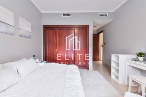 Apartment in Downtown Dubai (Downtown Burj Dubai), UAE 2 bedrooms, 131 sq.m. № 757734 - photo 6