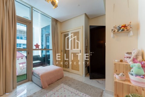 Apartment in Dubai Marina, Dubai, UAE 3 bedrooms, 201 sq.m. № 754719 - photo 16
