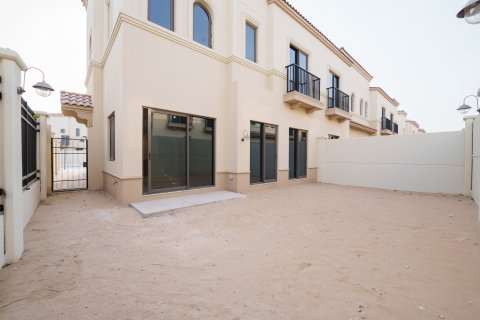 Townhouse sa Khalifa City, Abu Dhabi, UAE 3 silid-tulugan, 245.03 sq.m. № 749733 - larawan 17