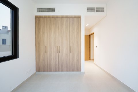 Townhouse sa Khalifa City, Abu Dhabi, UAE 3 silid-tulugan, 245.03 sq.m. № 749733 - larawan 12