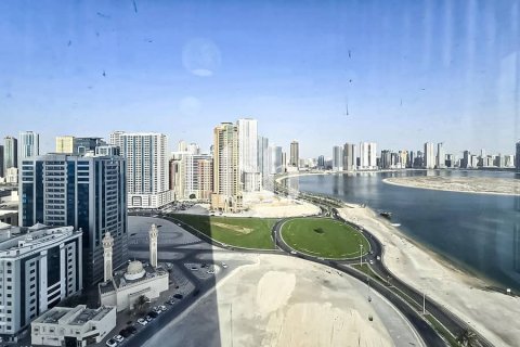 Apartment sa Al Khan, Sharjah, UAE 3 silid-tulugan, 196 sq.m. № 642817 - larawan 6
