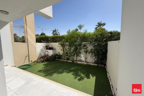 Shtëpi në qytet në Dubai, Emiratet e Bashkuara Arabe 3 dhoma gjumi, 112.2 m2. № 718976 - Foto 13