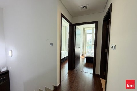 Shtëpi në qytet në Dubai, Emiratet e Bashkuara Arabe 3 dhoma gjumi, 112.2 m2. № 718976 - Foto 9