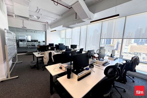 Pejabat di Dubai, UAE 228.4 meter persegi № 718975 - foto 10