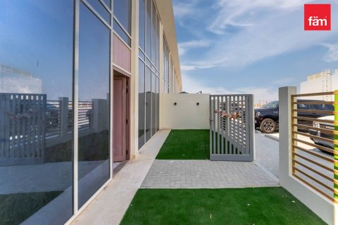 Shtëpi në qytet në Dubai, Emiratet e Bashkuara Arabe 3 dhoma gjumi, 140.8 m2. № 718977 - Foto 14