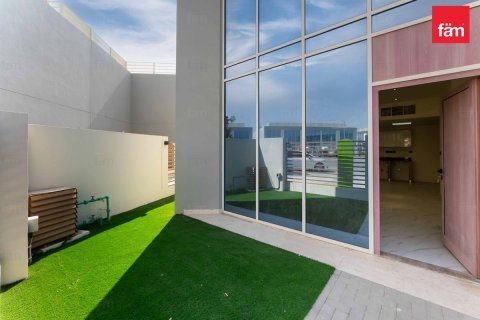 Shtëpi në qytet në Dubai, Emiratet e Bashkuara Arabe 3 dhoma gjumi, 140.8 m2. № 718977 - Foto 15