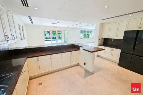 Villa en alquiler en Jumeirah Park, Dubai, EAU 5 dormitorios, 781.6 m2 № 718978 - foto 15
