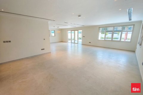 Villa en alquiler en Jumeirah Park, Dubai, EAU 5 dormitorios, 781.6 m2 № 718978 - foto 10