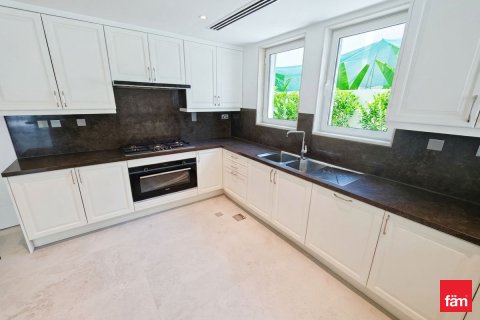 Villa en alquiler en Jumeirah Park, Dubai, EAU 5 dormitorios, 781.6 m2 № 718978 - foto 14