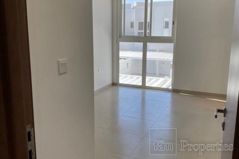 Kaupunkipientalo Dubai, Arabiemiraatit 3 makuuhuonetta, 161 m2 № 679990 - kuva 8