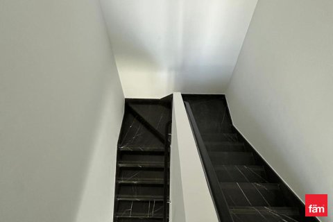 Müüa ridamaja asukohaga Dubai, AÜE: 3 magamistoaga, 177.6 m² Nr 679988 - pilt 12