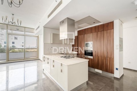 Apartman u gradu Al Furjan, Dubai, UAE 2 spavaće sobe, 123 m2 Br. 654734 - Slika 1