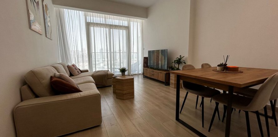 Apartmen di Dubai, UAE 1 bilik tidur, 60.9 meter persegi № 629432