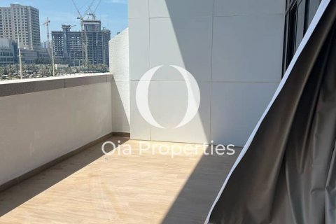 Apartamento en alquiler en Al Maryah Island, Abu Dhabi, EAU 3 dormitorios, 129 m2 № 644509 - foto 1