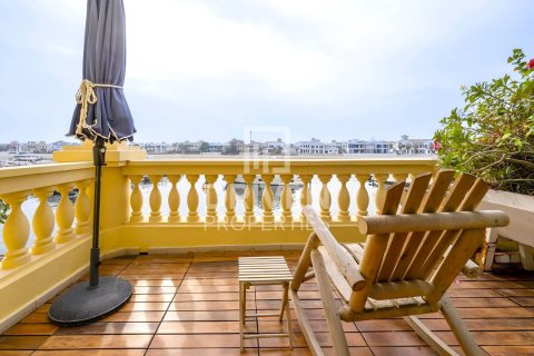 Rijtjeshuis te koop in Palm Jumeirah, Dubai, VAE 2 slaapkamers, 376 vr.m., nr 654787 - foto 26