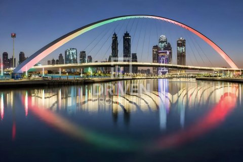 Huoneisto Al Wasl, Dubai, Arabiemiraatit 5 makuuhuonetta, 827 m2 № 653198 - kuva 5