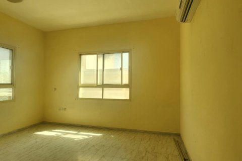 Vila di Seih Al Uraibi, Ras Al Khaimah, UEA 4 kamar tidur, 743 m2 nomor 734921 - foto 2