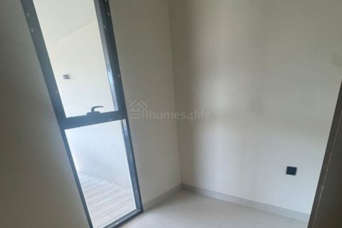 Vilă de închiriat în Dubai Land, Dubai, EAU 3 dormitoare, 282 mp. №739884 - poză 9