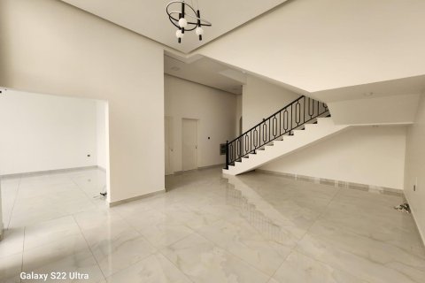 Khuzam、Ras Al Khaimah、UAE にあるヴィラの賃貸物件 4ベッドルーム、350 m2、No656050 - 写真 2