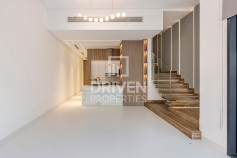 Kamienica do wynajęcia w Jumeirah Village Circle, Dubai, ZEA 4 sypialnie, 199 mkw., nr 654914 - zdjęcie 2