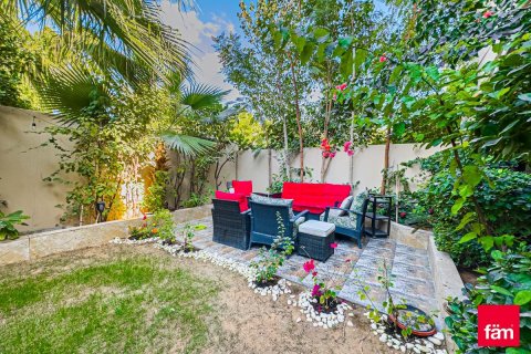 Villetta a schiera in affitto a Dubai, EAU 4 camere da letto, 351.7 mq. № 629497 - foto 20