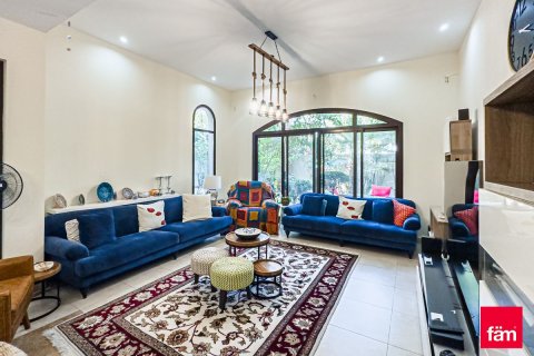 Villetta a schiera in affitto a Dubai, EAU 4 camere da letto, 351.7 mq. № 629497 - foto 1