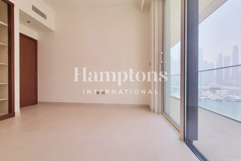 Lägenhet uthyres i Dubai Harbour, Dubai, UAE 3 sovrum, 177.86929671 kvm Nr. 651670 - fotografi 15