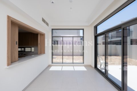 Huvila Dubai South (Dubai World Central), Arabiemiraatit 4 makuuhuonetta, 306.29840391 m2 № 651684 - kuva 18