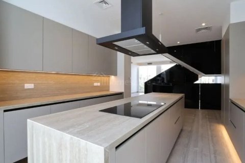 Βίλα σε Dubai, ΗΑΕ 4 υπνοδωμάτια, 180 τ.μ. Αρ. 679249 - φωτογραφία 12