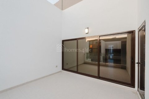 Willa na sprzedaż w Mohammed Bin Rashid City, Dubai, ZEA 4 sypialnie, 187 mkw., nr 679248 - zdjęcie 10