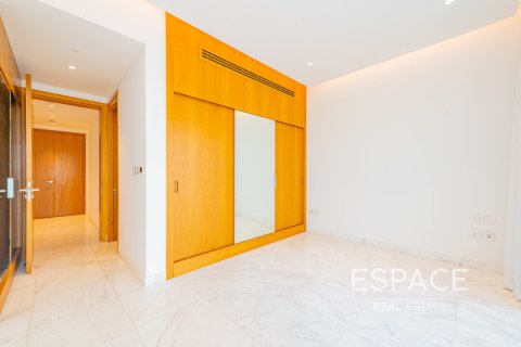 Apartamento para venda em Jumeirah Beach Residence, Dubai, EAU 2 quartos, 178 m2 № 649877 - foto 9