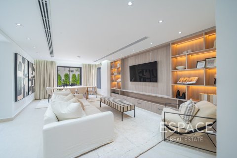 Villa para venda em Arabian Ranches, Dubai, EAU 3 quartos, 223 m2 № 649879 - foto 1