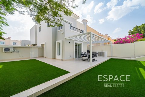 Villa para venda em Arabian Ranches, Dubai, EAU 3 quartos, 223 m2 № 649879 - foto 18