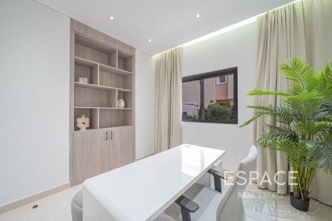 Villa para venda em Arabian Ranches, Dubai, EAU 3 quartos, 223 m2 № 649879 - foto 5