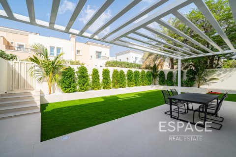 Villa para venda em Arabian Ranches, Dubai, EAU 3 quartos, 223 m2 № 649879 - foto 17