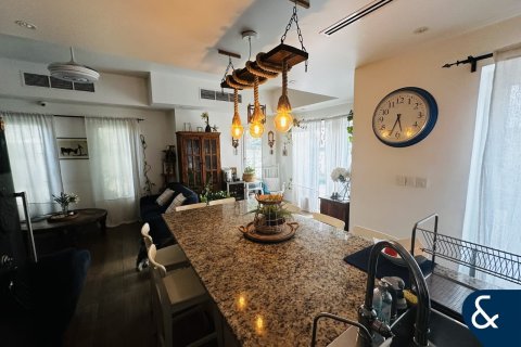 Villa in The Springs, Dubai, UAE 3 bedrooms, 210 sq.m. № 667880 - photo 3