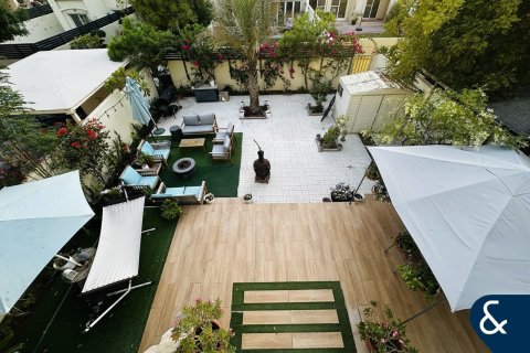 Villa in The Springs, Dubai, UAE 3 bedrooms, 210 sq.m. № 667880 - photo 9