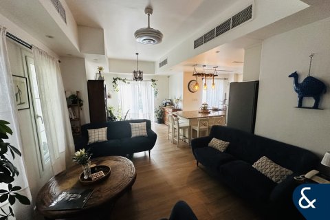 Villa in The Springs, Dubai, UAE 3 bedrooms, 210 sq.m. № 667880 - photo 2