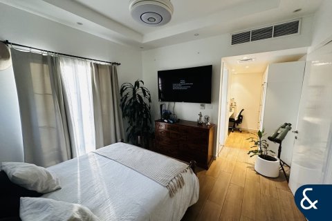 Villa in The Springs, Dubai, UAE 3 bedrooms, 210 sq.m. № 667880 - photo 10