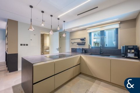 Apartmán v Downtown Dubai (Downtown Burj Dubai), SAE 2 spálne, 161 m2 č. 667883 - Fotografia 14