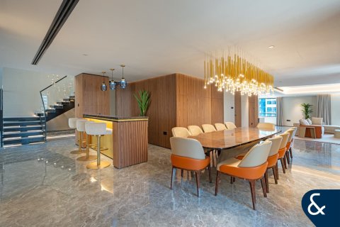 Apartament de vânzare în Jumeirah Beach Residence, Dubai, EAU 4 dormitoare, 595 mp. №667882 - poză 1