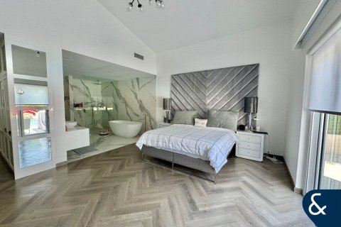 Müüa villa asukohaga Motor City, Dubai, AÜE: 4 magamistoaga, 399 m² Nr 667885 - pilt 7