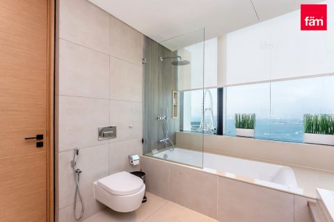 Apartment in Dubai, UAE 3 bedrooms, 180.1 sq.m. № 644811 - photo 16