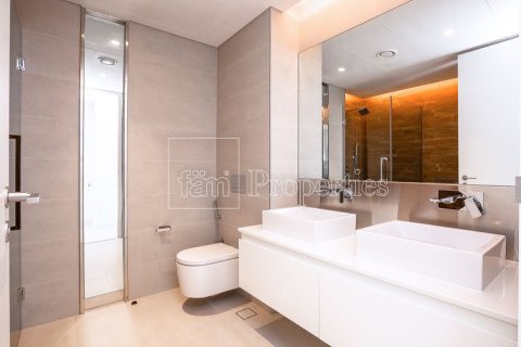 Apartment in Dubai, UAE 1 bedroom, 107.2 sq.m. № 629538 - photo 13