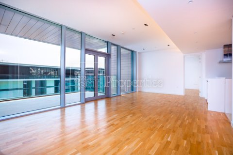 Apartment in Dubai, UAE 1 bedroom, 107.2 sq.m. № 629538 - photo 6